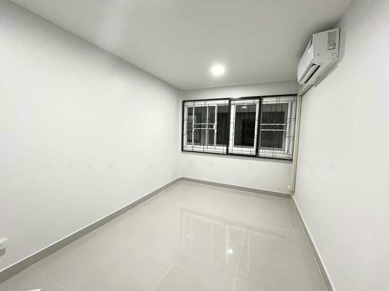 หมู่บ้านธนะสิน(เกษตร-นวมินทร์), Bangkok, Khlong Kum, Bueng Kum, Bangkok, 2 Bedrooms, 136 sqm, Townhouse For Rent, by ณภัทร พรสิริเมธากุล, 500219425 - DDproperty.com