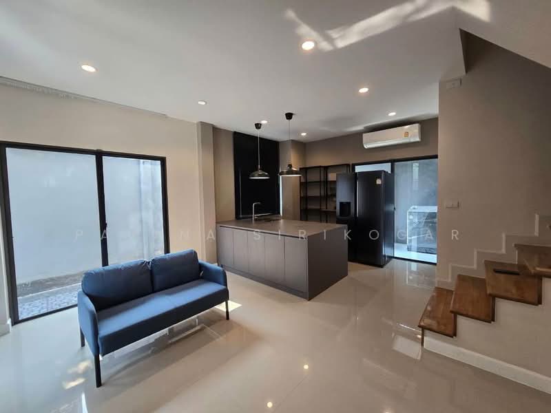 Verve Rama 9, Bangkok, Kanchanaphisek Road, Saphan Sung, Saphan Sung, Bangkok, 2 Bedrooms, 113 sqm, Townhouse For Rent, by Pavana Sirikogar, 500219436 - DDproperty.com
