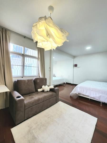 6-BR House, Bangkok, Samsen Nok, Huai Khwang, Bangkok, 6 Bedrooms, 280 sqm, Single Detached House For Rent, by Pavana Sirikogar, 500219444 - DDproperty.com