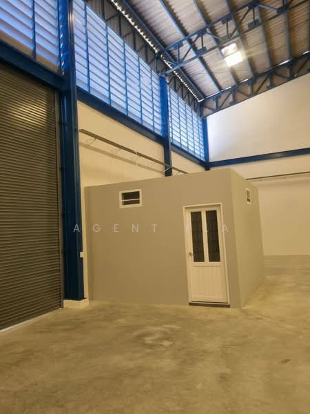 Warehouse for Rent with Office Space, Theparak Road (SPSAD3904), Samut Prakan, Thepharak, Muang Samut Prakarn, Samut Prakan, , 244 sqm, Warehouse/Factory For Rent, by Agent Pla, 500219445 - DDproperty.com