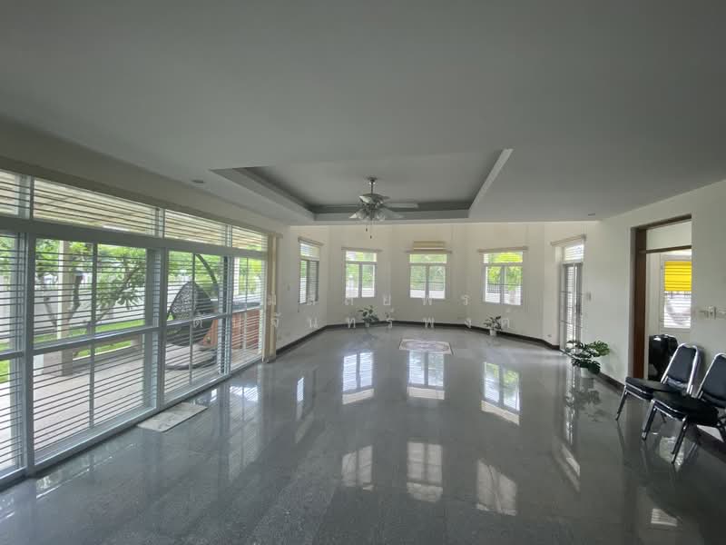 Pool villa house for rent Sukhumvit zone, Bangkok, Bang Na, Bang Na, Bangkok, 4 Bedrooms, 650 sqm, Single Detached House For Rent, by เมสสิยพร ตันจันทร์พงศ์, 500219452 - DDproperty.com