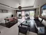 Private house in compound with tropical charm with indoor terrace, กรุงเทพ