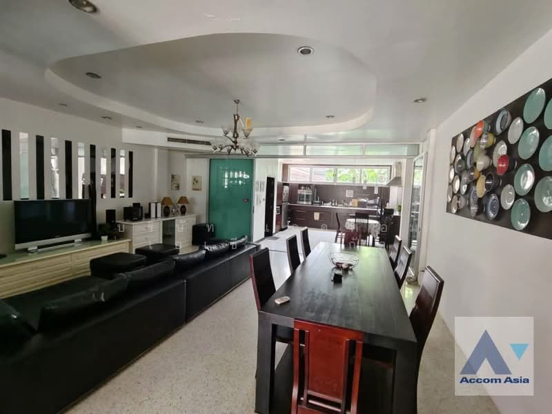 Private house in compound with tropical charm with indoor terrace, กรุงเทพ, บางคอแหลม, บางคอแหลม, กรุงเทพ, 380 ตร.ม., บ้านเดี่ยว ให้เช่า, โดย บริษัท แอคคอม เอเซีย จำกัด, 500219495 - DDproperty.com