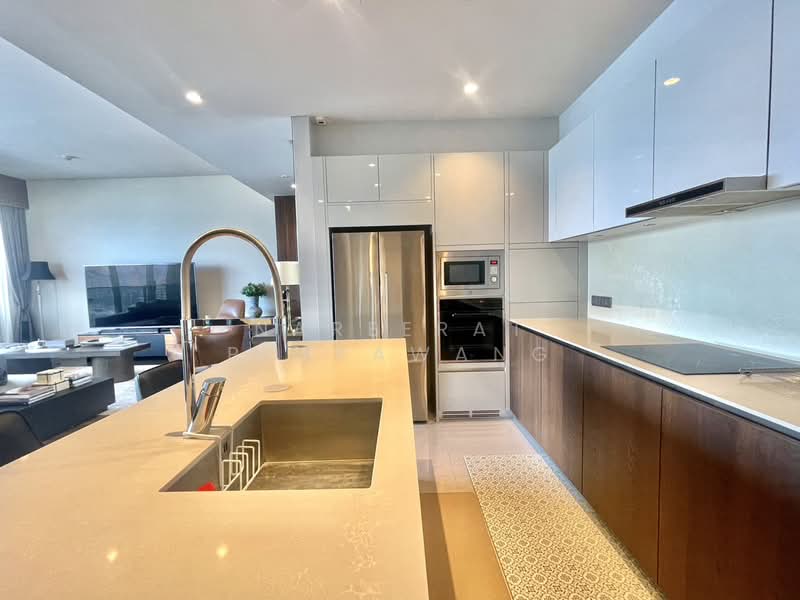 Tela Thonglor 13, Bangkok, 233 Soi Sukhumvit 55, Sukhumvit Road, Khlong Tan Nua, Watthana, Bangkok, 3 Bedrooms, 200 sqm, Condo For Rent, by Nareerat Pimsawang, 500219503 - DDproperty.com