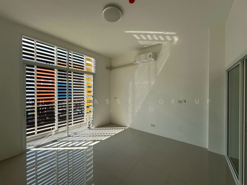 Star avenue 7, Chiang Mai, Wat Khet, Muang Chiang Mai, Chiang Mai, , 167 sqm, Shophouse For Rent, by Shori Asset Group Co., Ltd., 500219530 - DDproperty.com