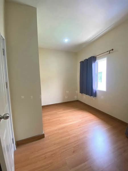 Golden Town Chalermprakiat - Suanluang, Bangkok, Soi Chaloem Phrakiat Rama 9 Soi 30 Yaek 14, Kanchanaphisek Road, Dok Mai, Prawet, Bangkok, 3 Bedrooms, 65 sqm, Townhouse For Rent, by ณภัทร พรสิริเมธากุล, 500219543 - DDproperty.com