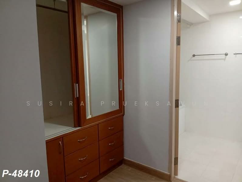 My Resort Bangkok, Bangkok, 1724 Petchaburi Road, Bang Kapi, Huai Khwang, Bangkok, 2 Bedrooms, 72 sqm, Condo For Sale, by Susira Prueksawun, 500219552 - DDproperty.com