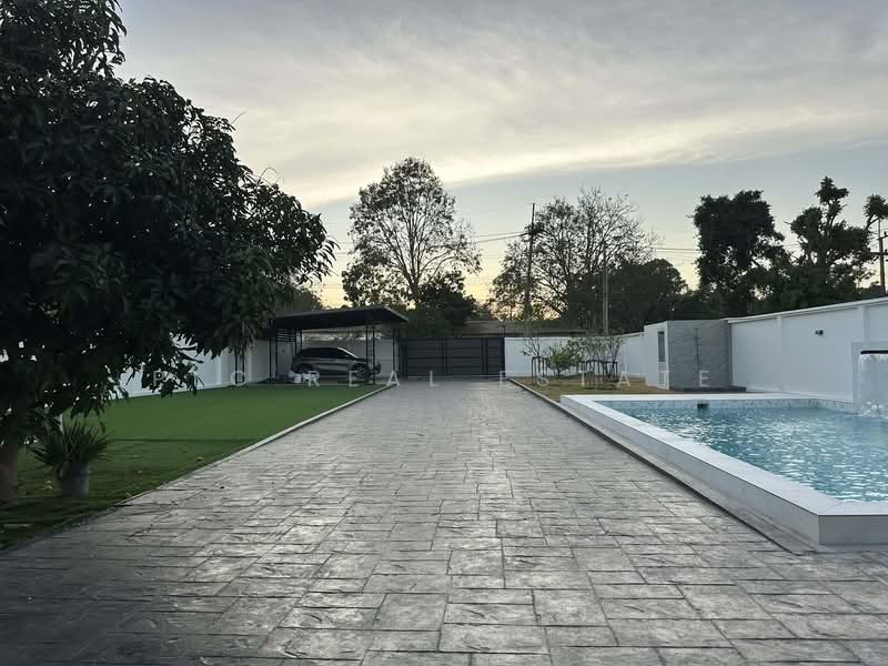 Private Pool Villa House for Rent in East Pattaya, Chon Buri (Pattaya), Bang Lamung, Bang Lamung (Pattaya), Chon Buri (Pattaya), 3 Bedrooms, 828 sqm, Villa For Sale, by PLC Real Estate, 500219555 - DDproperty.com