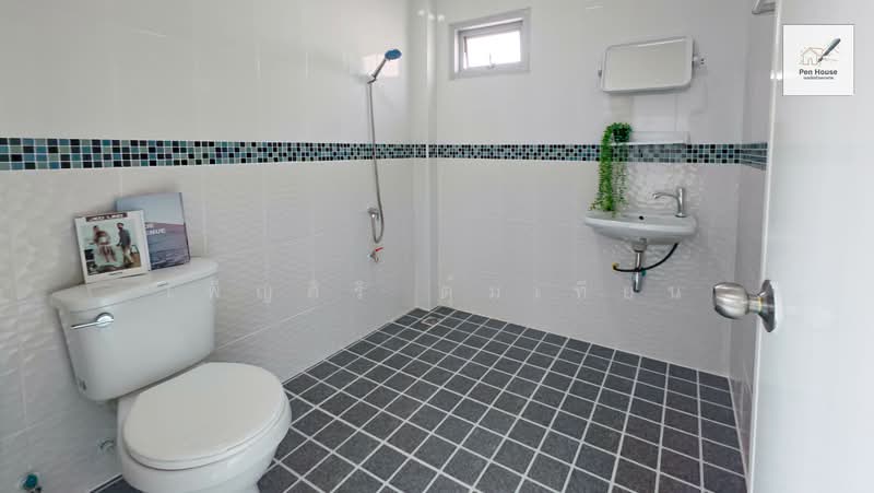 ราชพฤกษ์ สุวรรณภูมิ-ลาดกระบัง เฟส 2, Bangkok, Lat Krabang, Lat Krabang, Bangkok, 4 Bedrooms, 32 sqm, Townhouse For Sale, by เพ็ญศิริ ตุ้มเทียน, 500219557 - DDproperty.com