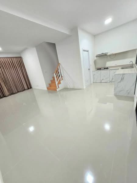 The Connect Suvarnabhumi, Samut Prakan, King Kaew Road, Soi 37, Rachathewa, Bang Plee, Samut Prakan, 3 Bedrooms, 90 sqm, Townhouse For Rent, by ณภัทร พรสิริเมธากุล, 500219571 - DDproperty.com