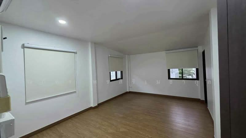 ลาดพร้าว, Bangkok, Lat Phrao, Lat Phrao, Bangkok, , 260 sqm, Shophouse For Rent, by ณภัทร พรสิริเมธากุล, 500219583 - DDproperty.com