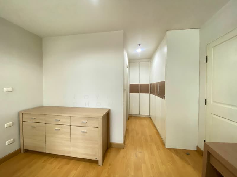 Serene Place Sukhumvit 24, Bangkok, 9 Soi Sukhumvit 24, Sukhumvit Road, Khong Tan, Khlong Toei, Bangkok, 2 Bedrooms, 79 sqm, Condo For Rent, by Ploypatcha Chomchid, 500219612 - DDproperty.com