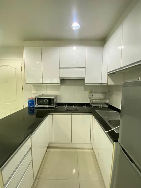 Serene Place Sukhumvit 24, Bangkok, 9 Soi Sukhumvit 24, Sukhumvit Road, Khong Tan, Khlong Toei, Bangkok, 2 Bedrooms, 79 sqm, Condo For Rent, by Ploypatcha Chomchid, 500219612 - DDproperty.com