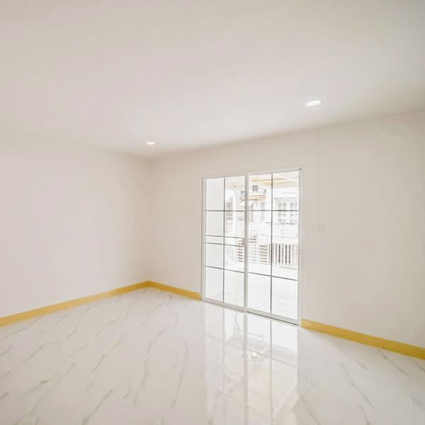 Lumpini-Bang Bua Thong, Nonthaburi, Phimonrat, Bang Bua Thong, Nonthaburi, 3 Bedrooms, 126 sqm, Townhouse For Sale, by AJHOMECENTER - คุณนัท, 500219614 - DDproperty.com