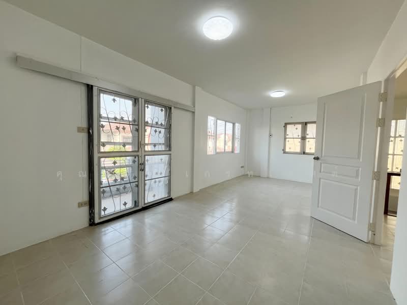 หมู่บ้าน นันทญา คลอง7, Pathum Thani, ถนนลำลูกกา, Khlong Chet, Khlong Luang, Pathum Thani, 3 Bedrooms, 124 sqm, Single Detached House For Sale, by คุณน้อง เกรทเทสต์, 500219628 - DDproperty.com