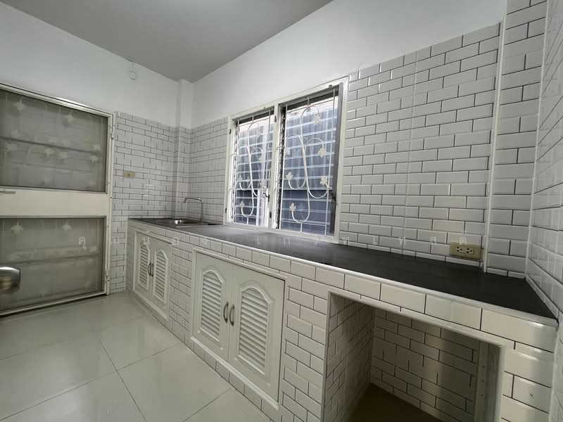 หมู่บ้าน นันทญา คลอง7, Pathum Thani, ถนนลำลูกกา, Khlong Chet, Khlong Luang, Pathum Thani, 3 Bedrooms, 124 sqm, Single Detached House For Sale, by คุณน้อง เกรทเทสต์, 500219628 - DDproperty.com