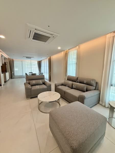 home for rent sukhumvit, Bangkok, Khlong Tan Nua, Watthana, Bangkok, 3 Bedrooms, 230 sqm, Townhouse For Rent, by Thananthorn Wongvarnkaseam, 500219639 - DDproperty.com