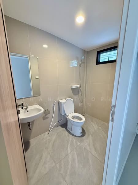 home for rent sukhumvit, Bangkok, Khlong Tan Nua, Watthana, Bangkok, 3 Bedrooms, 230 sqm, Townhouse For Rent, by Thananthorn Wongvarnkaseam, 500219639 - DDproperty.com