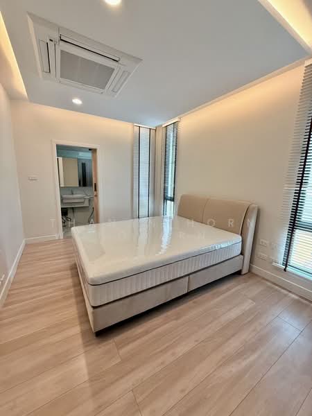 home for rent sukhumvit, Bangkok, Khlong Tan Nua, Watthana, Bangkok, 3 Bedrooms, 230 sqm, Townhouse For Rent, by Thananthorn Wongvarnkaseam, 500219639 - DDproperty.com