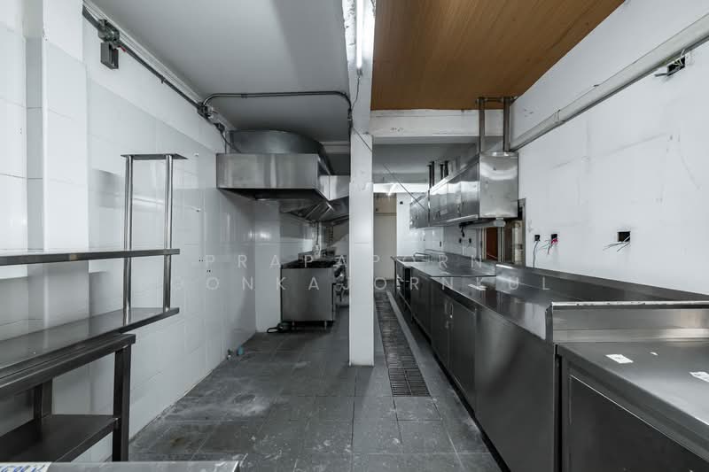 Retail space in Community Mall Thonglor, Street-front/High visibility, Bangkok, Khlong Tan Nua, Watthana, Bangkok, , 124 sqm, Retail Space For Rent, by Prapaporn Boonkajonkul, 500219666 - DDproperty.com