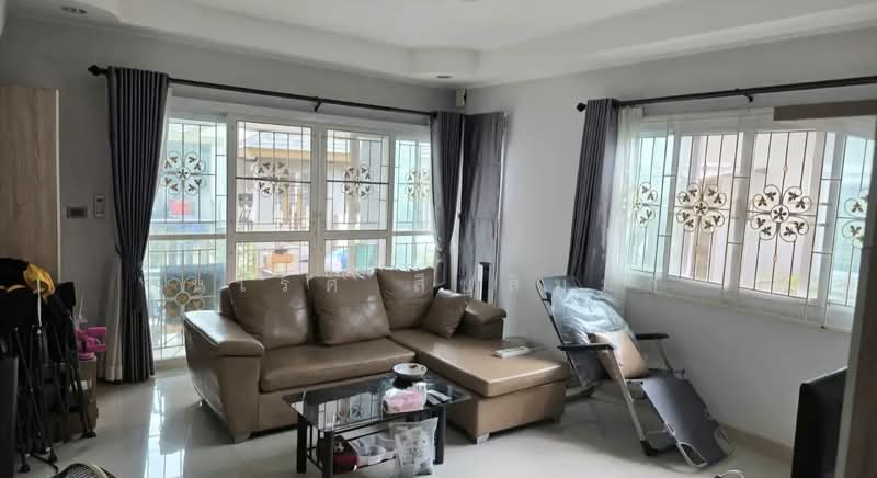 ณฐาวดีเลคไซด์ บึง, Chon Buri (Pattaya), Bueng, Si Racha, Chon Buri (Pattaya), 2 Bedrooms, 80 sqm, Semi-Detached House (Twin House) For Sale, by นเรศ สืบสิมมา, 500219673 - DDproperty.com