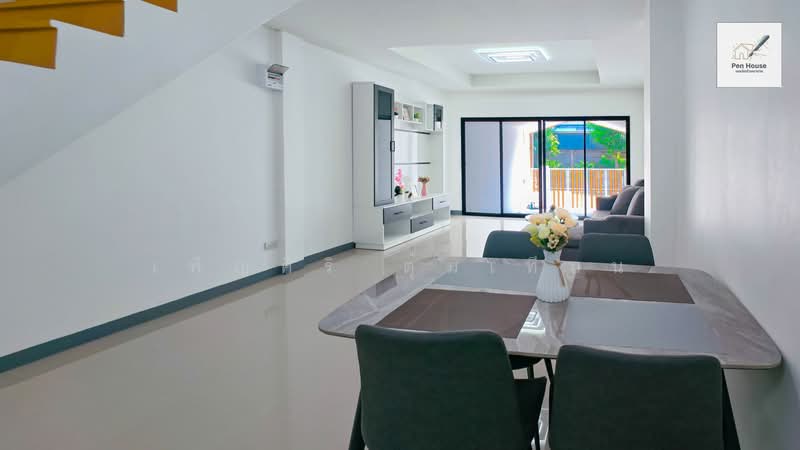 Poonsin Thani 1, Bangkok, Khlong Song Ton Nun, Lat Krabang, Bangkok, 2 Bedrooms, 16 sqm, Townhouse For Sale, by เพ็ญศิริ ตุ้มเทียน, 500219689 - DDproperty.com