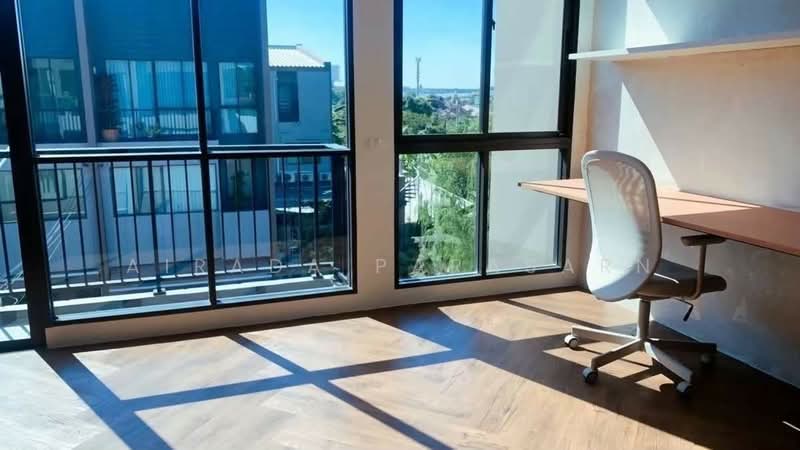 Baan Klang Muang Ladprao-Serithai, Bangkok, 8-2 Soi Serithai 52, Khan Na Yao, Khan Na Yao, Bangkok, 3 Bedrooms, 152 sqm, Townhouse For Rent, by Airada Parasarn, 500219709 - DDproperty.com