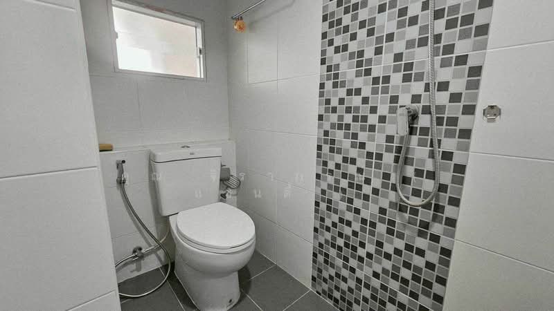 J Town Exclusive Rangsit - Klong 1 : เจ ทาวน์ เอ็กคลูซีฟ รังสิต - คลอง 1, ปทุมธานี, Rangsit-Nakhon Nayok Canal Road, ประชาธิปัตย์, ธัญบุรี, ปทุมธานี, 115 ตร.ม., ทาวน์เฮ้าส์ ขาย, โดย คุณ จิราภรณ์ ( แซนดี้ ), 500219719 - DDproperty.com