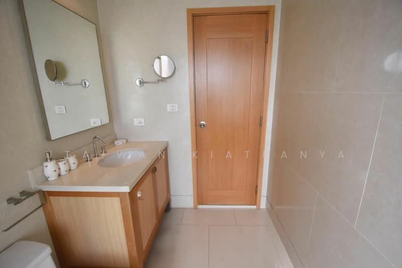 The Emporio Place : ดิ เอ็มโพริโอ เพลส, กรุงเทพ, 93 ซอยสุขุมวิท 24 ถนนสุุขุมวิท, คลองตัน, คลองเตย, กรุงเทพ, 65 ตร.ม., คอนโด ให้เช่า, โดย Utaiwan Kiatpanya, 500219740 - DDproperty.com