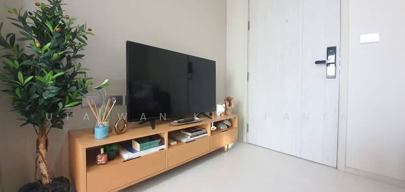 Rhythm Sukhumvit 36-38, Bangkok, 55 Soi Sukhumvit 36, Sukhumvit Road, Phra Kanong, Khlong Toei, Bangkok, 1 Bedroom, 34 sqm, Condo For Sale, by Utaiwan Kiatpanya, 500219750 - DDproperty.com