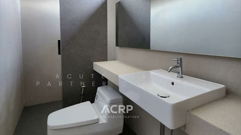 Home Office for Rent at Ratchadaphisek 32 – Ladprao 35. Ideal for office use or startup companies., Bangkok, Chan Kasem, Chatuchak, Bangkok, Studio, 600 sqm, Townhouse For Rent, by Acute Realty Partner Co.,Ltd., 500219777 - DDproperty.com