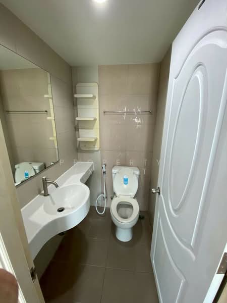 Lumpini Ville Latphrao-Chokchai 4, Bangkok, Soi Ladprao 51, Ladprao Road, Saphan Song, Wang Thonglang, Bangkok, 1 Bedroom, 28 sqm, Condo For Sale, by Property Expert, 500219779 - DDproperty.com