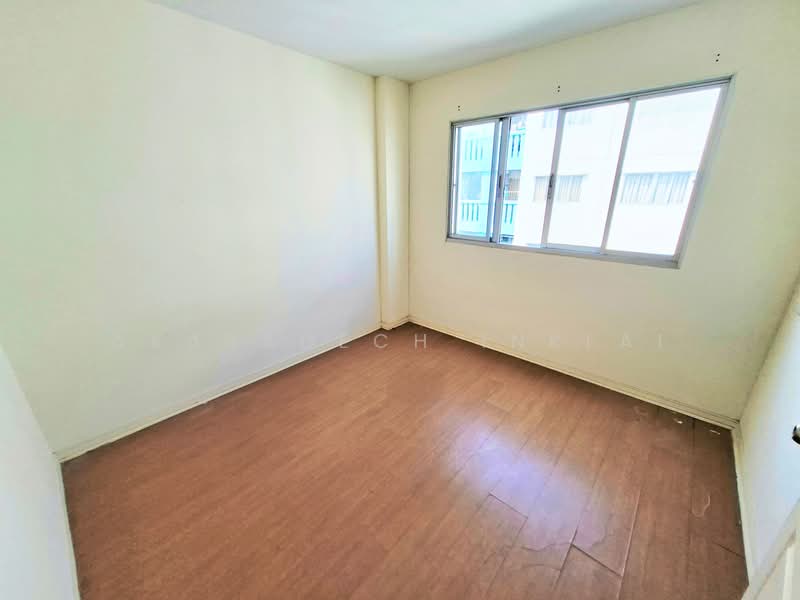 Lumpini Condo Town Rattanathibet, Nonthaburi, Soi Rattanathibet 26, Rattanathibet Road, Bang Kra So, Muang Nonthaburi, Nonthaburi, 1 Bedroom, 25 sqm, Condo For Sale, by Akaradech Inklai, 500219794 - DDproperty.com