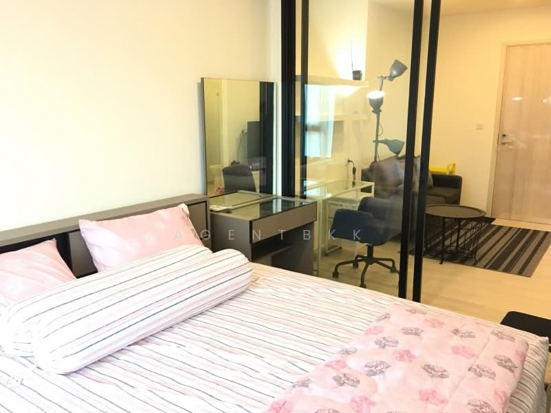 Life Asoke, Bangkok, Asoke-Dindang Road, Bang Kapi, Huai Khwang, Bangkok, 1 Bedroom, 36 sqm, Condo For Rent, by Agentbkk, 500219818 - DDproperty.com