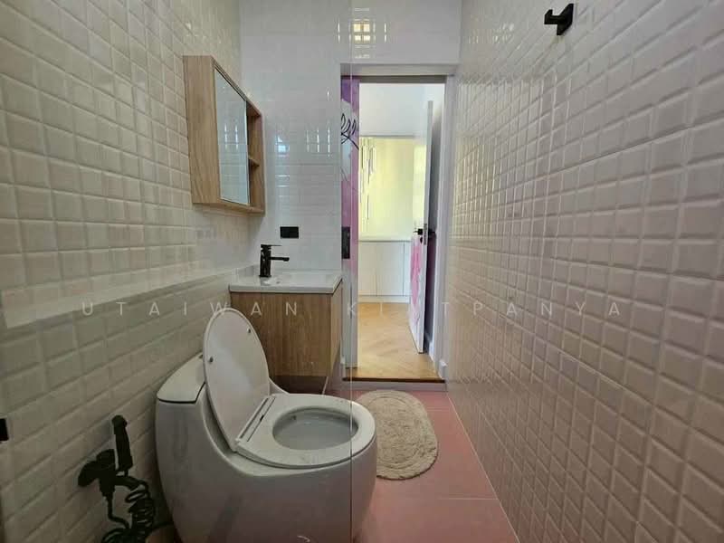 undefined, Bangkok, Khlong Sam Prawet, Lat Krabang, Bangkok, 4 Bedrooms, 192 sqm, Single Detached House For Sale, by Utaiwan Kiatpanya, 500219823 - DDproperty.com