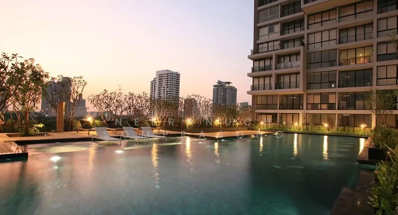 The Issara Ladprao, Bangkok, 296 Ladpao Road, Jom Phon, Chatuchak, Bangkok, 2 Bedrooms, 52 sqm, Condo For Sale, by Neeranuch Somprasong, 500219912 - DDproperty.com