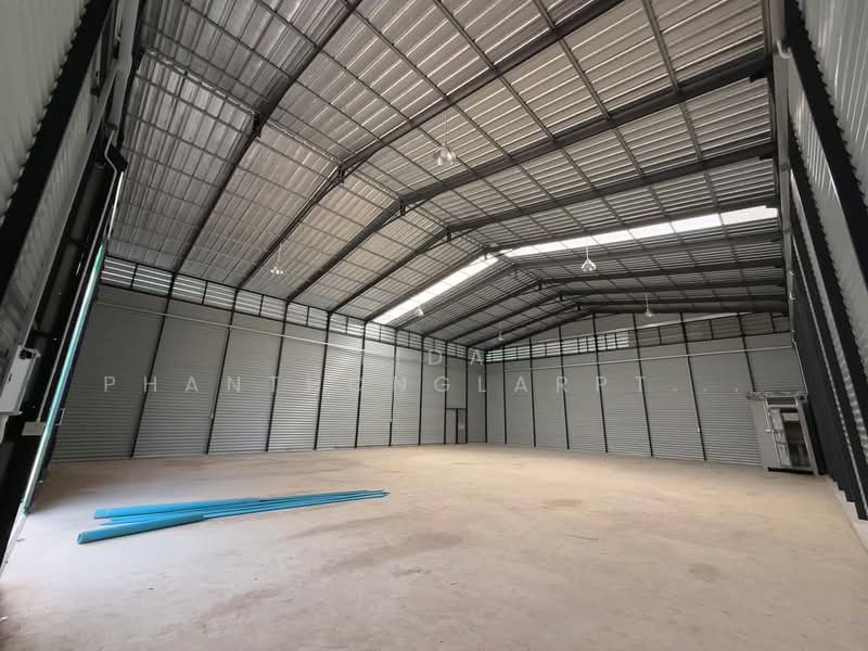 ให้เช่า โกดัง โรงงาน ขนาดเล็ก บางพลีใหญ่ ใกล้สุวรรณภูมิ, สมุทรปราการ, บางพลีใหญ่, บางพลี, สมุทรปราการ, 300 ตร.ม., โกดัง-โรงงาน ให้เช่า, โดย Tida phanthonglarptawee, 500219914 - DDproperty.com