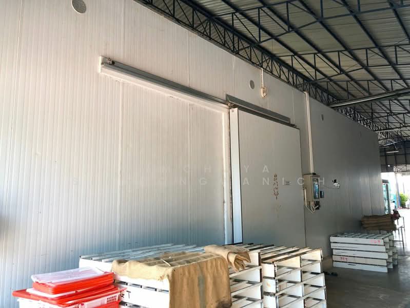 ขาย - ขายโรงงาน พร้อมห้องเย็น เนื้อที่ 621 ตรว. พท.ใช้สอย 2,400 ตรม., จันทบุรี