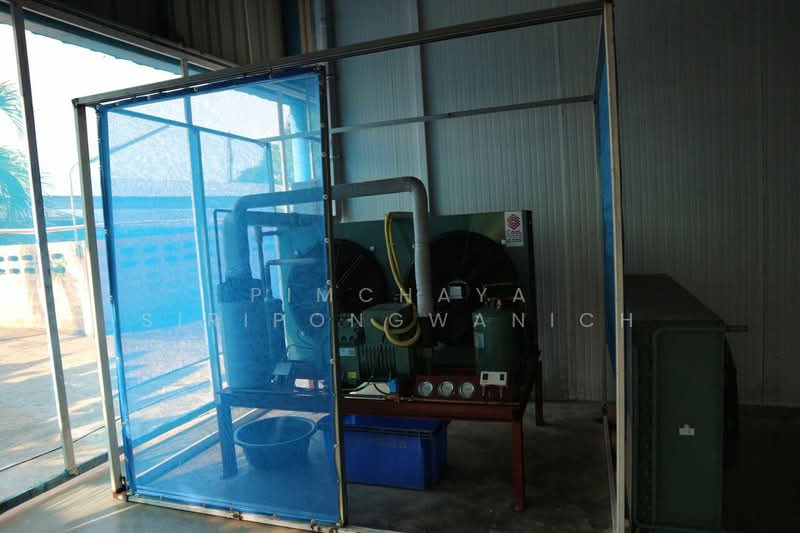 ขาย - ขายโรงงาน พร้อมห้องเย็น เนื้อที่ 621 ตรว. พท.ใช้สอย 2,400 ตรม., จันทบุรี
