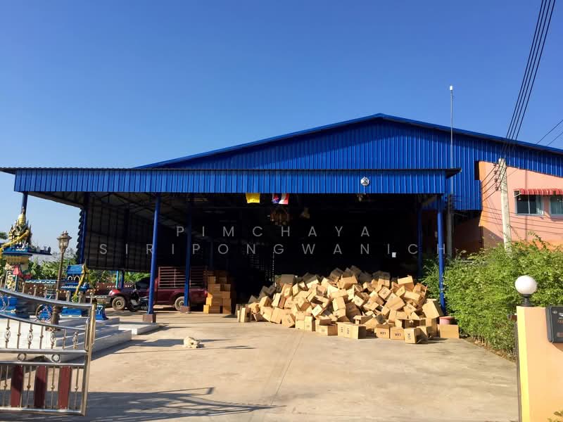 ขาย - ขายโรงงาน พร้อมห้องเย็น เนื้อที่ 621 ตรว. พท.ใช้สอย 2,400 ตรม., จันทบุรี