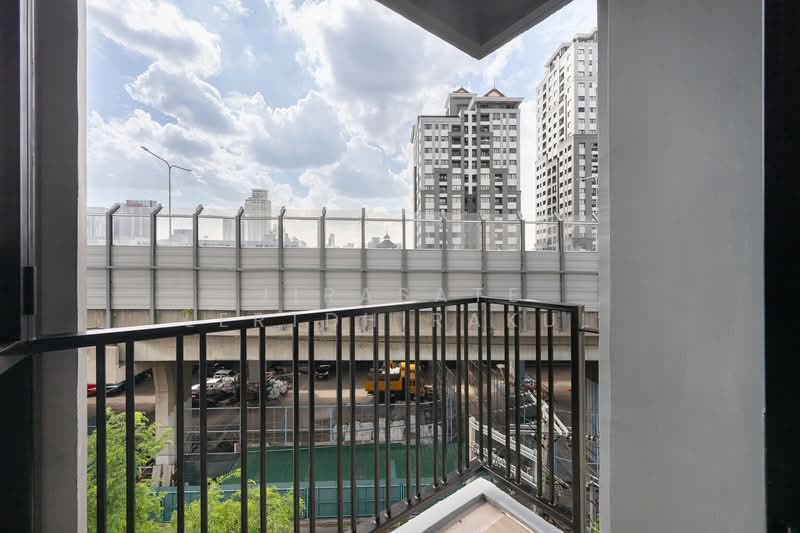 The Base Park West Sukhumvit 77, Bangkok, 11 Soi Sukhumvit 77 Sukhumvit Road, Phra Kanong Nua, Watthana, Bangkok, 1 Bedroom, 30 sqm, Condo For Sale, by Jirasate Lertdhirakul, 500219988 - DDproperty.com