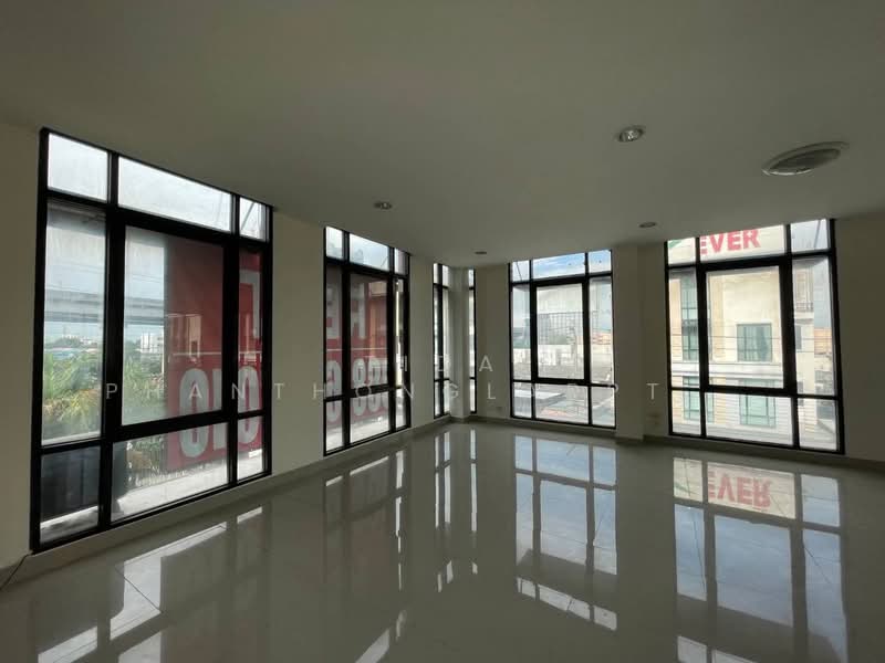 ให้เช่า ตึกอาคารสำนักงาน 4 ชั้น ติดถนน บางนา-ตราด กม 3 ใกล้รถไฟฟ้า BTS สถานีบางนา ใกล้ ทางพิเศษบูร, กรุงเทพ, บางนาใต้, บางนา, กรุงเทพ, 600 ตร.ม., สำนักงาน ให้เช่า, โดย Tida phanthonglarptawee, 500220004 - DDproperty.com