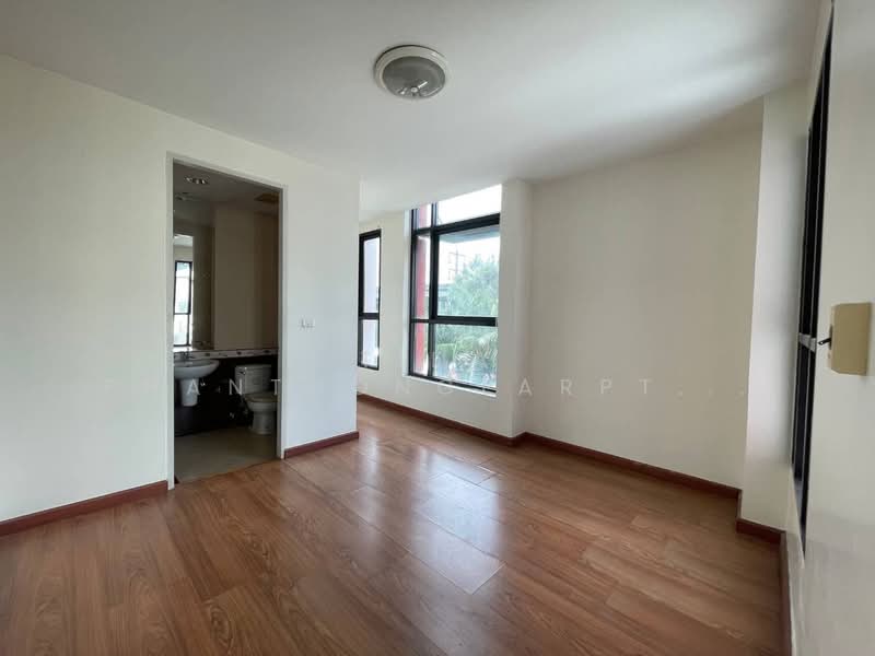 Rent a 4-storey office building next to Bangna-Trad KM3 Road near BTS Skytrain, Bangna Station, Bangkok, Bang Na Tai, Bang Na, Bangkok, , 600 sqm, Office Space For Rent, by Tida phanthonglarptawee, 500220004 - DDproperty.com