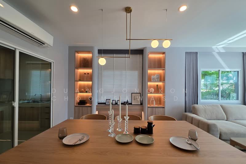 Nirvana Absolute Krungthep Kreetha, Bangkok, Soi Krungthep Kreetha B 5, Saphan Sung, Saphan Sung, Bangkok, 4 Bedrooms, 329 sqm, Single Detached House For Sale, by Duangjongkon Choomsawasdi, 500220007 - DDproperty.com