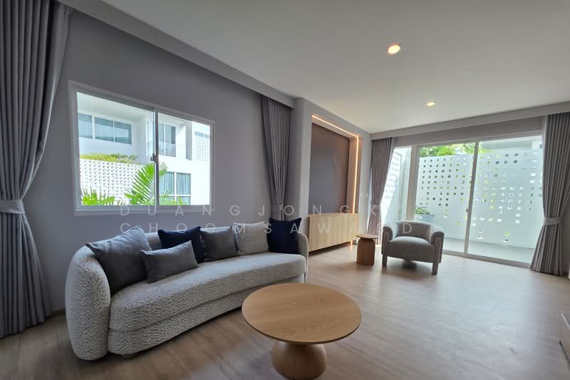 Nirvana Absolute Krungthep Kreetha, Bangkok, Soi Krungthep Kreetha B 5, Saphan Sung, Saphan Sung, Bangkok, 4 Bedrooms, 329 sqm, Single Detached House For Sale, by Duangjongkon Choomsawasdi, 500220007 - DDproperty.com