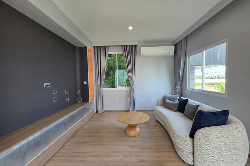 Nirvana Absolute Krungthep Kreetha, Bangkok, Soi Krungthep Kreetha B 5, Saphan Sung, Saphan Sung, Bangkok, 4 Bedrooms, 329 sqm, Single Detached House For Sale, by Duangjongkon Choomsawasdi, 500220007 - DDproperty.com