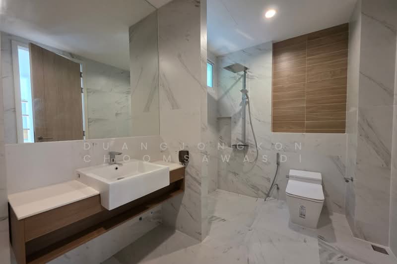 Nirvana Absolute Krungthep Kreetha, Bangkok, Soi Krungthep Kreetha B 5, Saphan Sung, Saphan Sung, Bangkok, 4 Bedrooms, 329 sqm, Single Detached House For Sale, by Duangjongkon Choomsawasdi, 500220007 - DDproperty.com