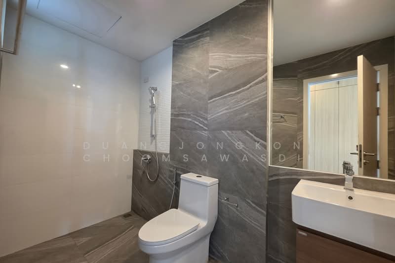 Nirvana Absolute Krungthep Kreetha, Bangkok, Soi Krungthep Kreetha B 5, Saphan Sung, Saphan Sung, Bangkok, 4 Bedrooms, 329 sqm, Single Detached House For Sale, by Duangjongkon Choomsawasdi, 500220007 - DDproperty.com