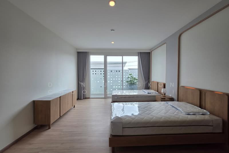 Nirvana Absolute Krungthep Kreetha, Bangkok, Soi Krungthep Kreetha B 5, Saphan Sung, Saphan Sung, Bangkok, 4 Bedrooms, 329 sqm, Single Detached House For Sale, by Duangjongkon Choomsawasdi, 500220007 - DDproperty.com