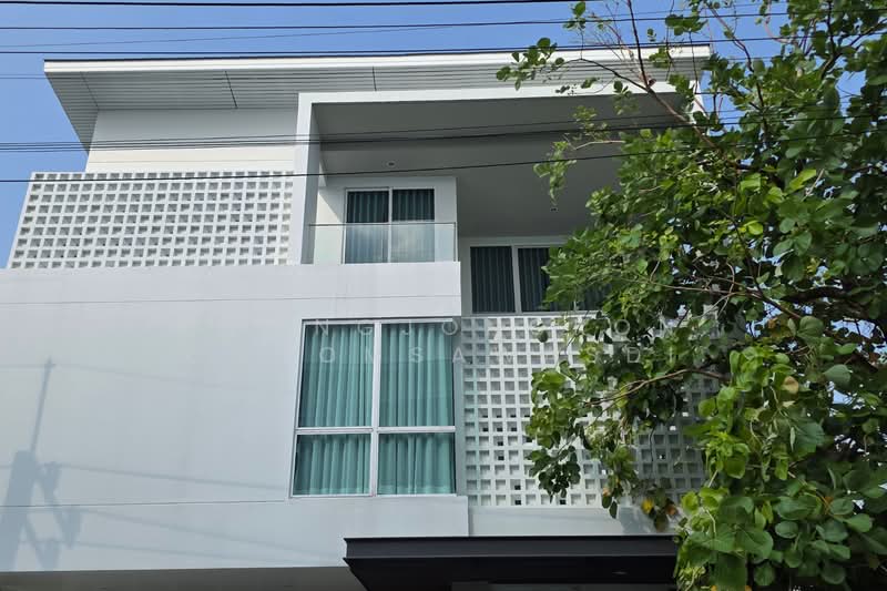 Nirvana Absolute Krungthep Kreetha, Bangkok, Soi Krungthep Kreetha B 5, Saphan Sung, Saphan Sung, Bangkok, 4 Bedrooms, 329 sqm, Single Detached House For Sale, by Duangjongkon Choomsawasdi, 500220007 - DDproperty.com